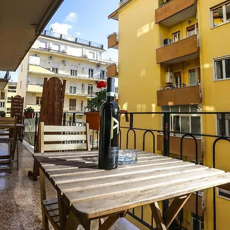 Vomero Maison