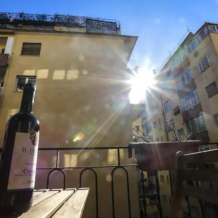 Vomero Maison 4*