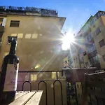Vomero Maison 4*